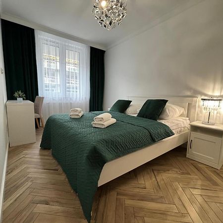 Apartamenty W Centrum Bialegostoku Z Parkingiem W Garazu Podziemnym Białystok Zewnętrze zdjęcie